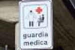 Sanitario della guardia medica di Capri truffa un turista, denunciato - Tiscali